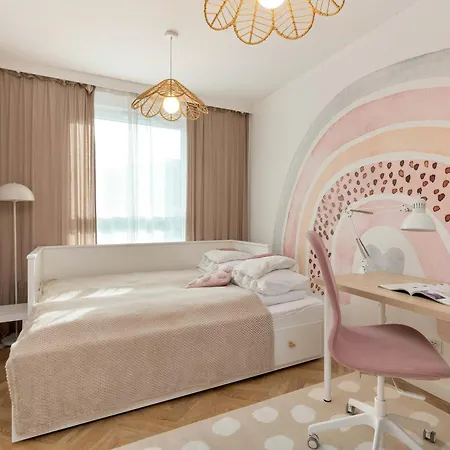 Appartement Beige In With Air Conditioned Living Room, Parking And Desk By Renters Prestige *