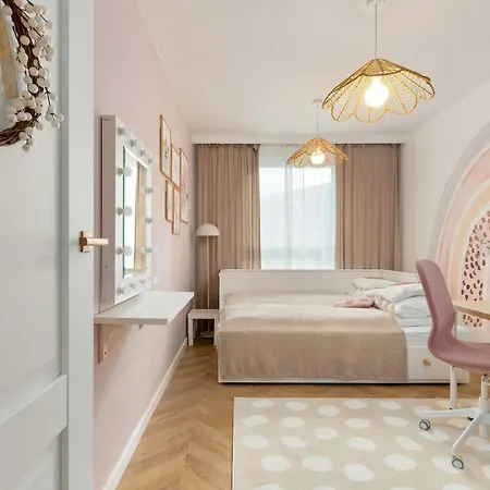 Beige In With Air Conditioned Living Room, Parking And Desk By Renters Prestige * Gdańsk